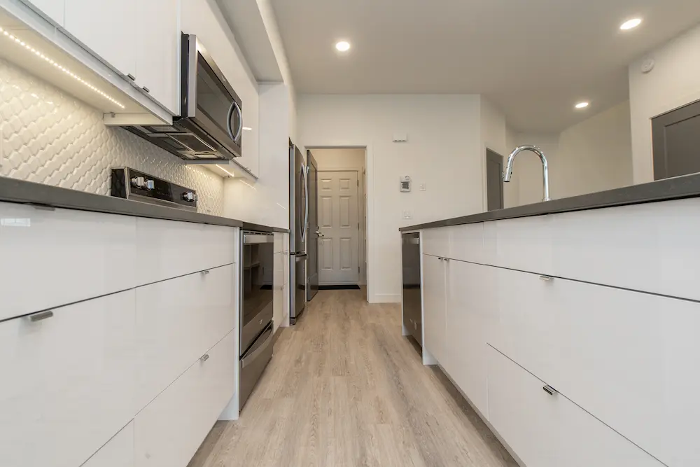 Morinville Luxury Update - Main Floor Kitchen